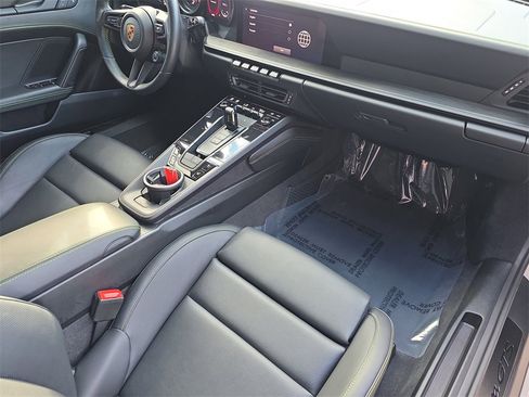 Certified 2024 Porsche 911 Carrera GTS image 18