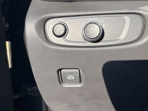 Used 2023 Chevrolet Blazer LT w/ Convenience Package image 30