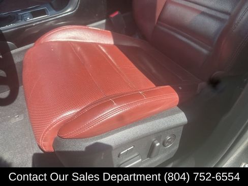 Used 2018 Kia Sorento SX image 15