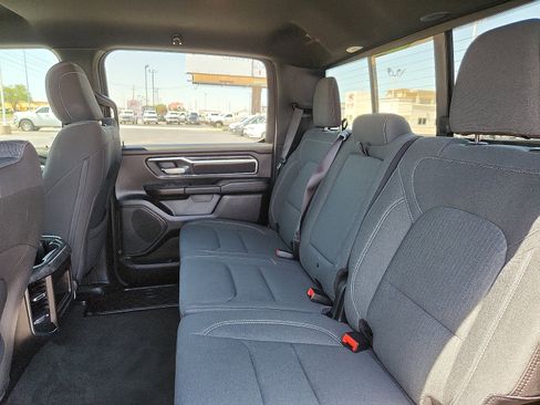 Used 2024 RAM 1500 Lone Star image 9