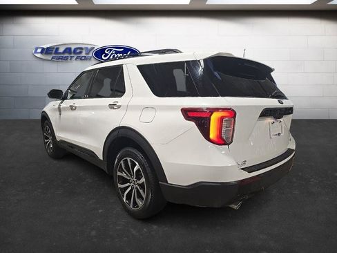 Used 2023 Ford Explorer ST-Line image 3