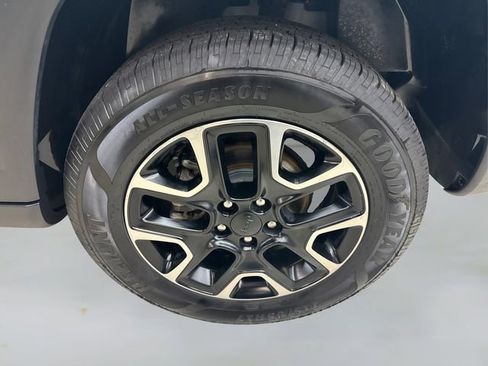 Used 2021 Jeep Compass Trailhawk image 17