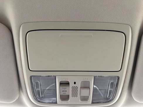 Used 2016 Honda CR-V EX-L image 33