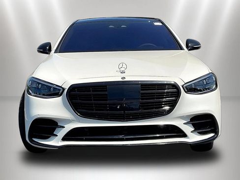 Used 2022 Mercedes-Benz S 500 4MATIC image 2