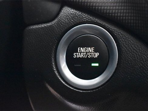 Used 2022 Chevrolet Equinox RS w/ RS Leather Package image 32