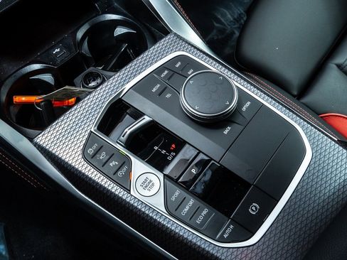 Used 2025 BMW 230i Coupe w/ M Sport Package image 16