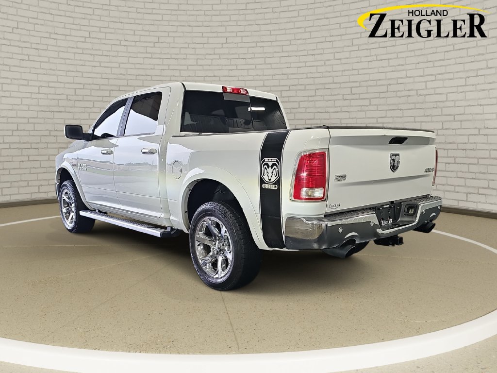 Used 2017 RAM 1500 Laramie w/ Convenience Group AWD/4WD image 7