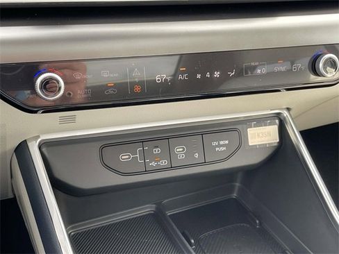 New 2026 Kia Carnival SX w/ SX Dark Edition Package image 36