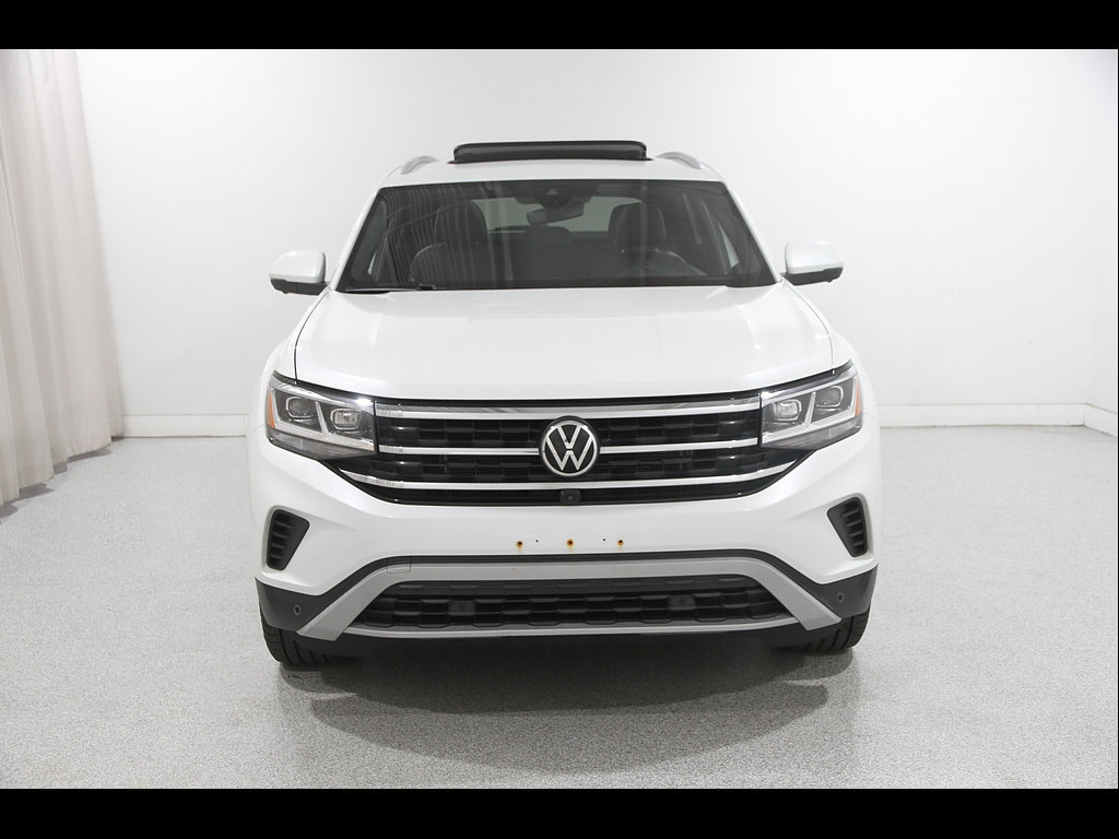 Used 2021 Volkswagen Atlas Cross Sport SEL Premium AWD/4WD image 2