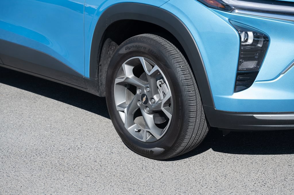 Used 2026 Chevrolet Trax LT w/ LT Convenience Package FWD image 10
