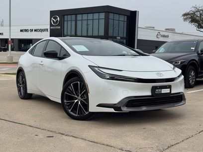 Used 2025 Toyota Prius LE