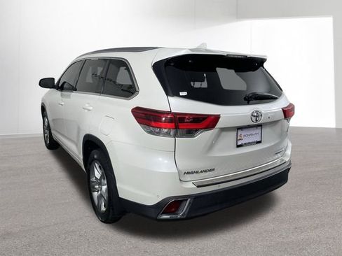 Used 2017 Toyota Highlander Limited image 38