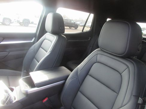 New 2026 GMC Terrain Elevation w/ Elevation Premium Package image 12