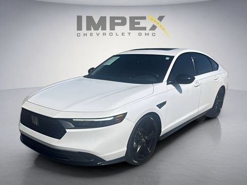 Used 2023 Honda Accord Sport image 1