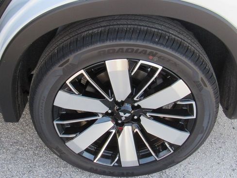 New 2025 Mitsubishi Outlander SE image 8