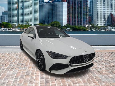 Used 2024 Mercedes-Benz CLA 35 AMG 4MATIC image 40