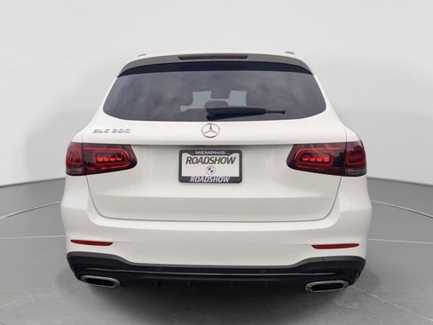 Used 2022 Mercedes-Benz GLC 300 image 4