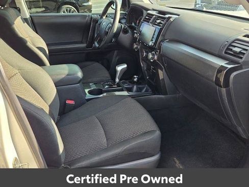 Used 2022 Toyota 4Runner TRD Off-Road AWD/4WD image 15