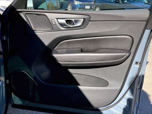Used 2023 Volvo XC60 B5 Plus w/ Climate Package image 22
