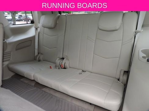 Used 2019 Cadillac Escalade Luxury AWD/4WD image 21