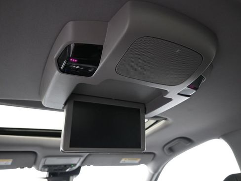 Used 2021 Honda Pilot Elite image 17