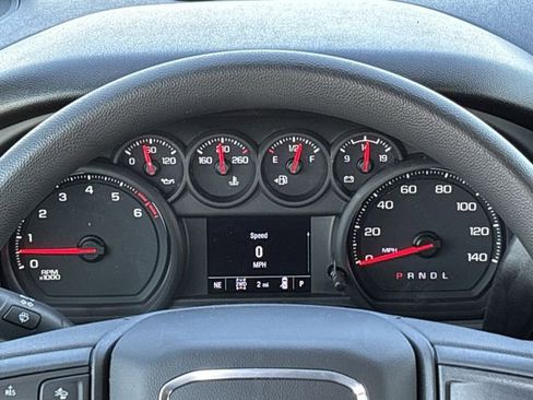 New 2026 GMC Sierra 3500 SLT w/ SLT Convenience Package AWD/4WD image 15
