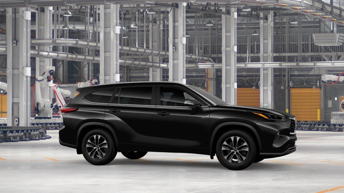 New 2026 Toyota Highlander XLE AWD/4WD image 13