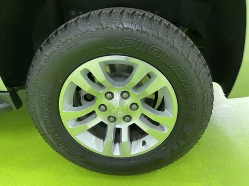 Used 2019 Chevrolet Tahoe LT image 15