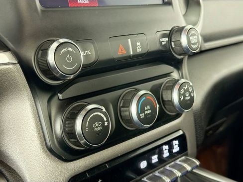 Used 2024 RAM 2500 Big Horn w/ Off Road Package image 15