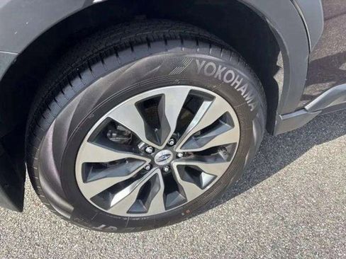 Used 2025 Subaru Outback Limited image 22