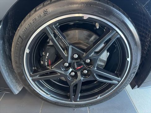 Used 2020 Chevrolet Corvette Stingray w/ 2LT Preferred Equipment Group image 16