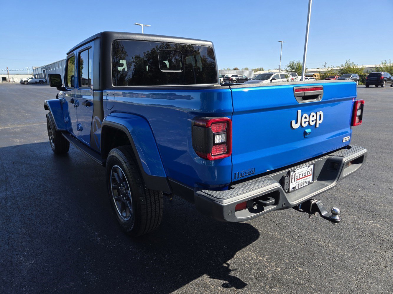Used 2020 Jeep Gladiator Overland AWD/4WD image 6