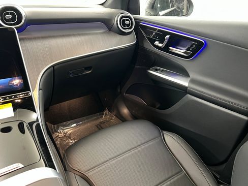 New 2026 Mercedes-Benz GLC 300 4MATIC image 10