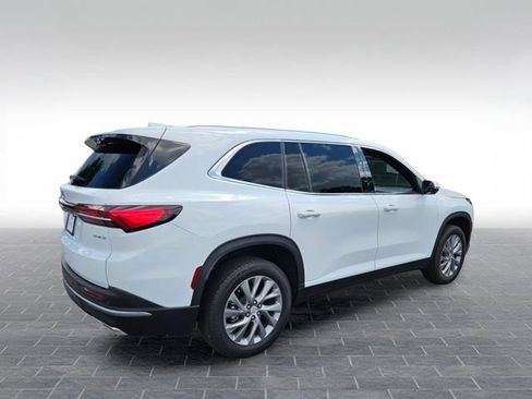 Used 2026 Buick Enclave Preferred w/ Power Package FWD image 5