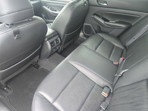 Used 2022 Nissan Altima 2.5 SL image 11