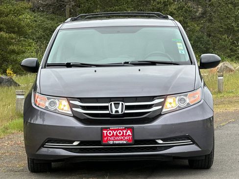 Used 2016 Honda Odyssey LX image 6
