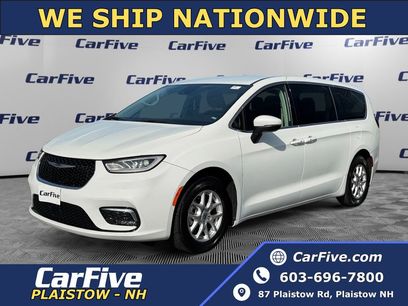 Used 2023 Chrysler Pacifica Touring-L