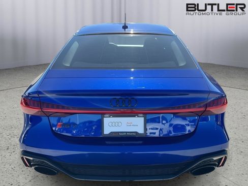 Used 2022 Audi RS 7 Sportback w/ Black Optic Package image 6
