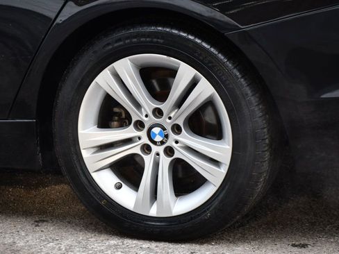 Used 2017 BMW 330i xDrive 330i xDrive image 12