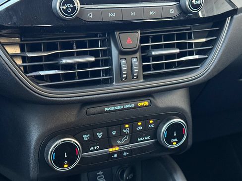 Certified 2024 Ford Escape Active FWD image 19