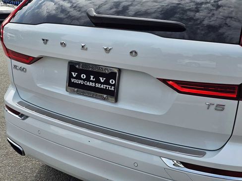 Used 2021 Volvo XC60 T5 Inscription w/ Protection Package Premier image 15