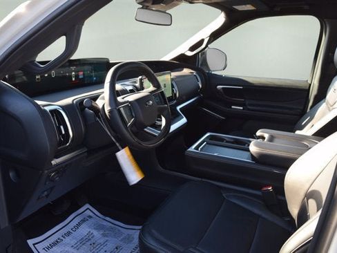 New 2025 Ford Expedition Platinum w/ Stealth Performance Package image 8