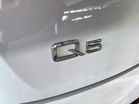 Certified 2022 Audi Q5 2.0T Premium w/ Convenience Package image 24