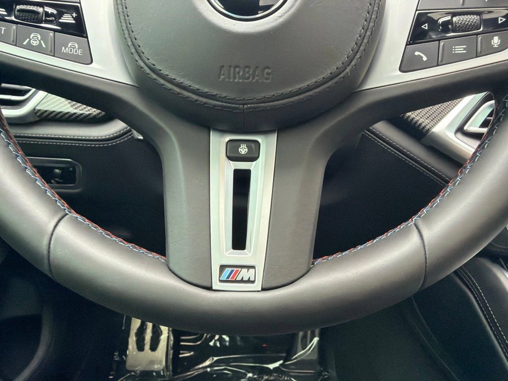 Used 2021 BMW X6 M AWD/4WD image 29
