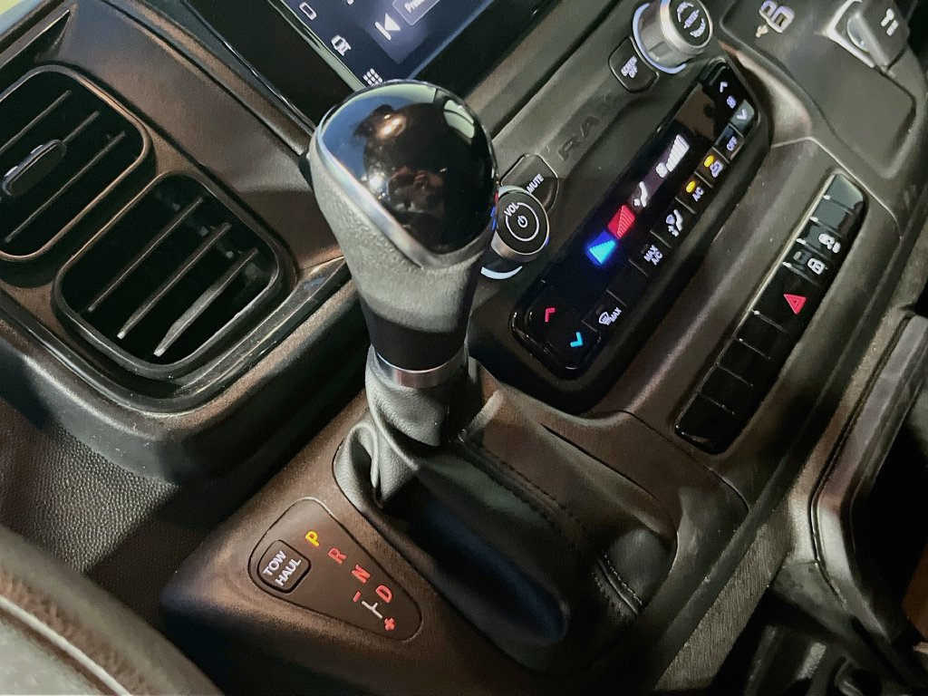Used 2023 RAM ProMaster 2500 FWD image 16