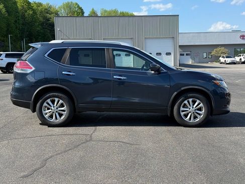Used 2016 Nissan Rogue SV AWD/4WD image 6