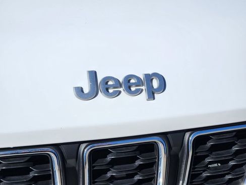 Certified 2025 Jeep Grand Cherokee Laredo X w/ Luxury Tech Group I image 11