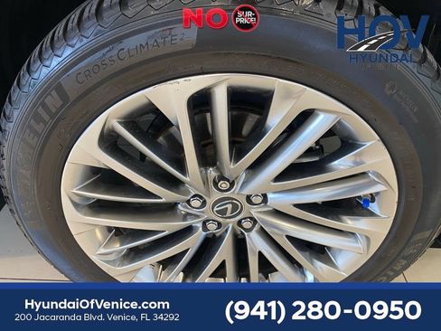 Used 2022 Lexus RX 350L Luxury w/ Accessory Package (Z1) FWD image 69