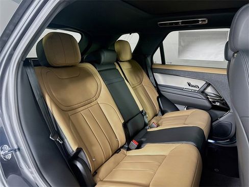 New 2025 Land Rover Range Rover Sport Dynamic SE image 25