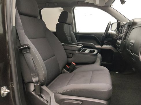 Used 2018 Chevrolet Silverado 1500 LT w/ Texas Edition image 21